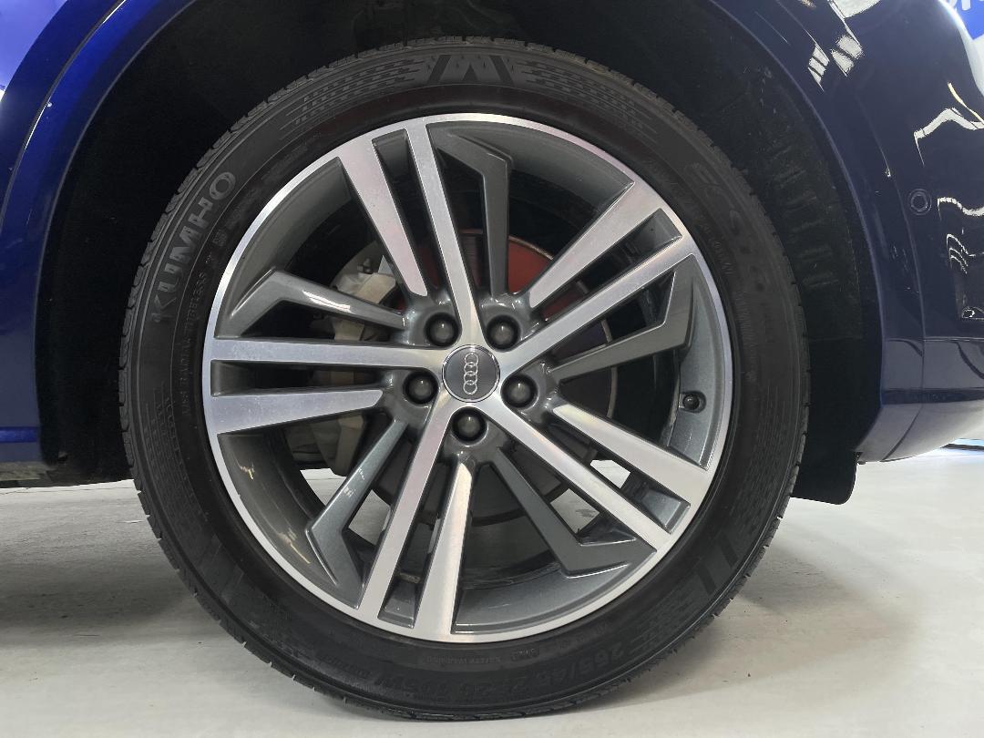 Photo '9' of Audi Q5 Photo '9' of Audi Q5