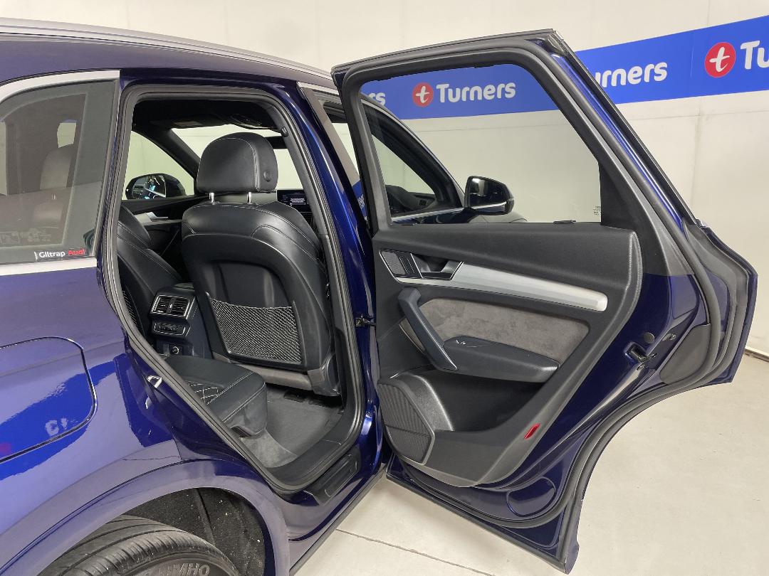 Photo '19' of Audi Q5 Photo '19' of Audi Q5