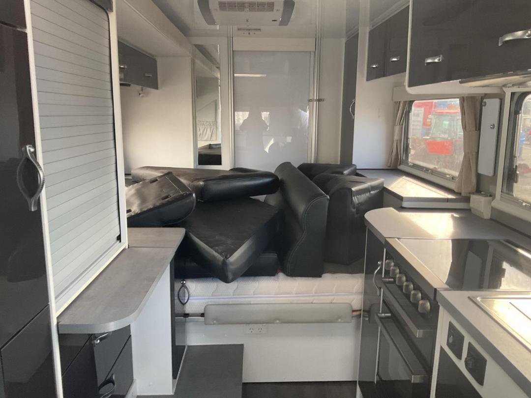 Photo '8' of AVIDA CV7652SL Caravan - Tandem Photo '8' of AVIDA CV7652SL Caravan - Tandem