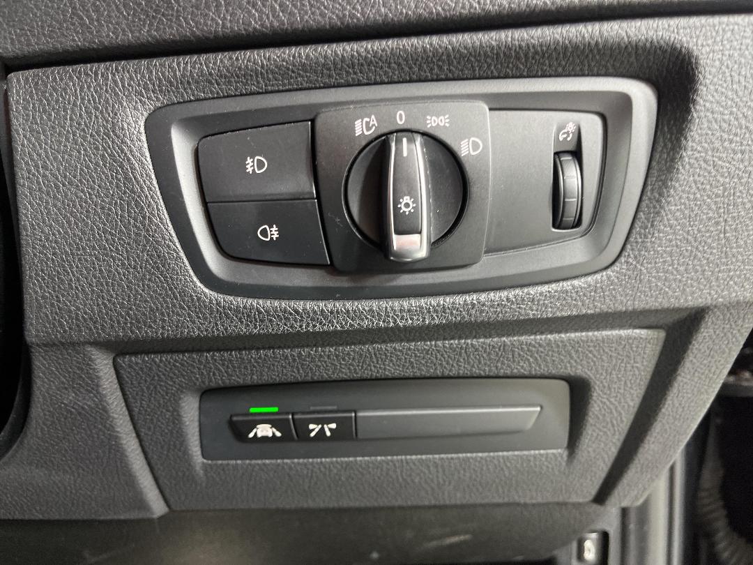 Photo '24' of BMW 118I Photo '24' of BMW 118I