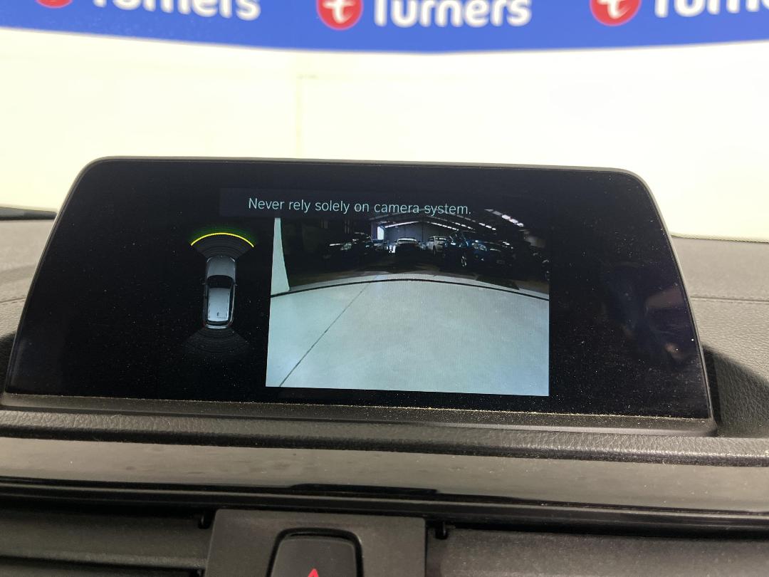 Photo '27' of BMW 118I Photo '27' of BMW 118I