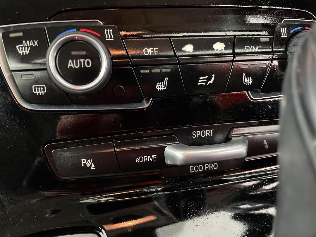 Photo '27' of BMW 2 Series