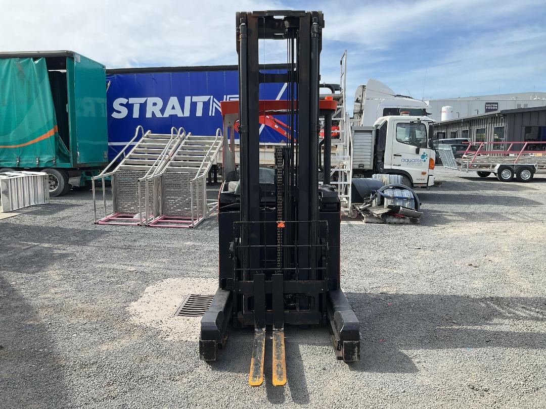 Photo '7' of BT RRE250C Forklift Photo '7' of BT RRE250C Forklift