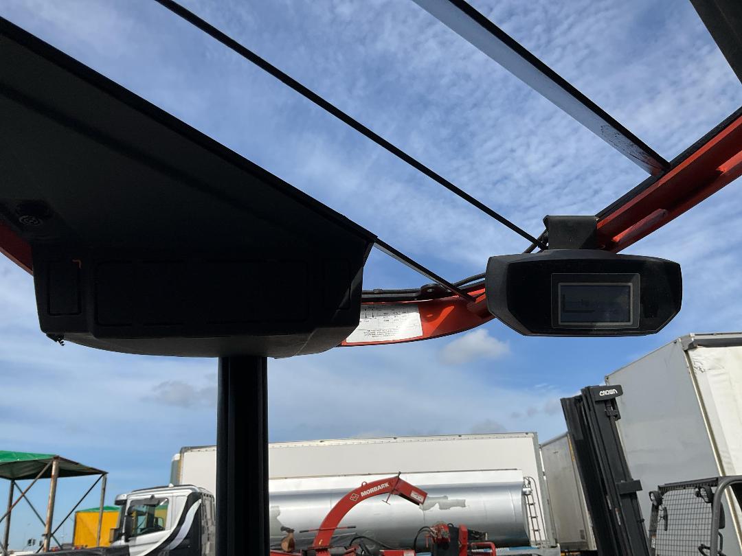 Photo '16' of BT RRE250C Forklift Photo '16' of BT RRE250C Forklift