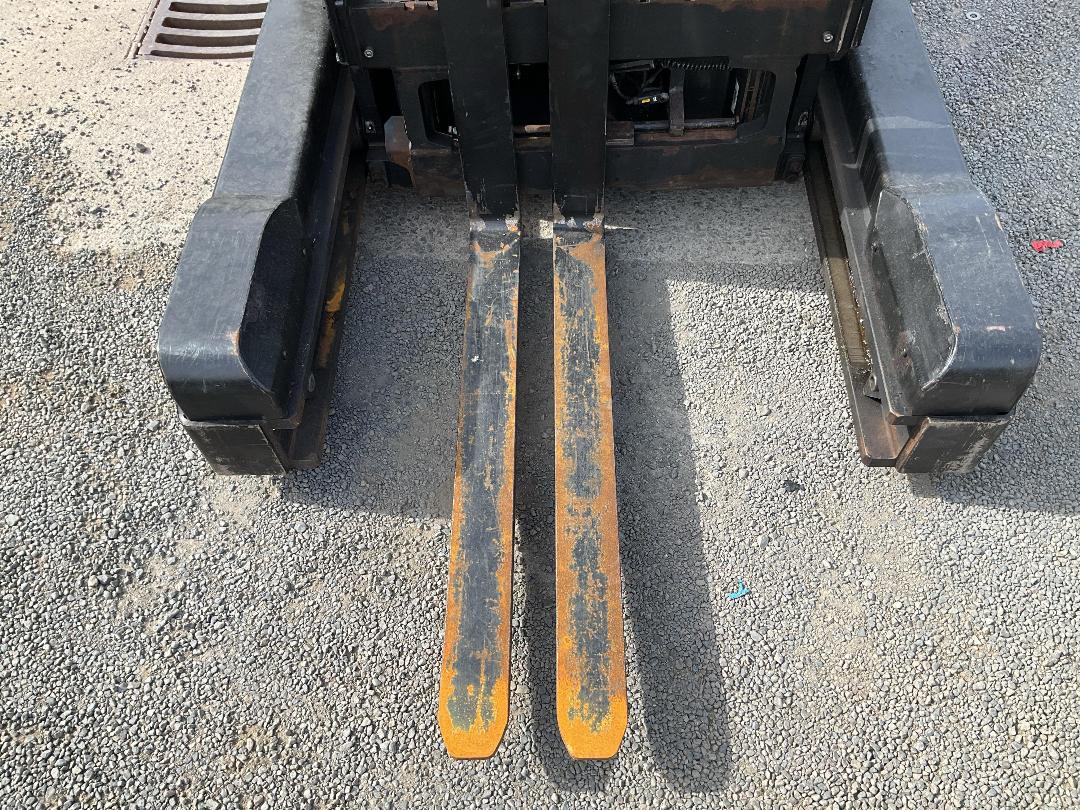 Photo '17' of BT RRE250C Forklift Photo '17' of BT RRE250C Forklift