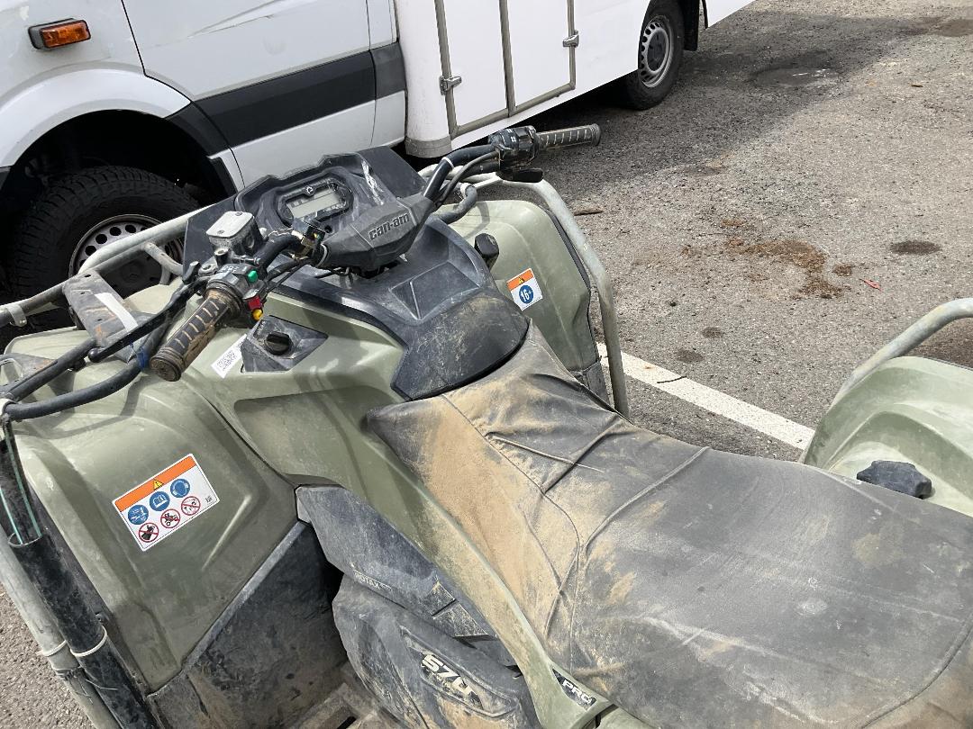 Photo '6' of Can-am 570 Photo '6' of Can-am 570