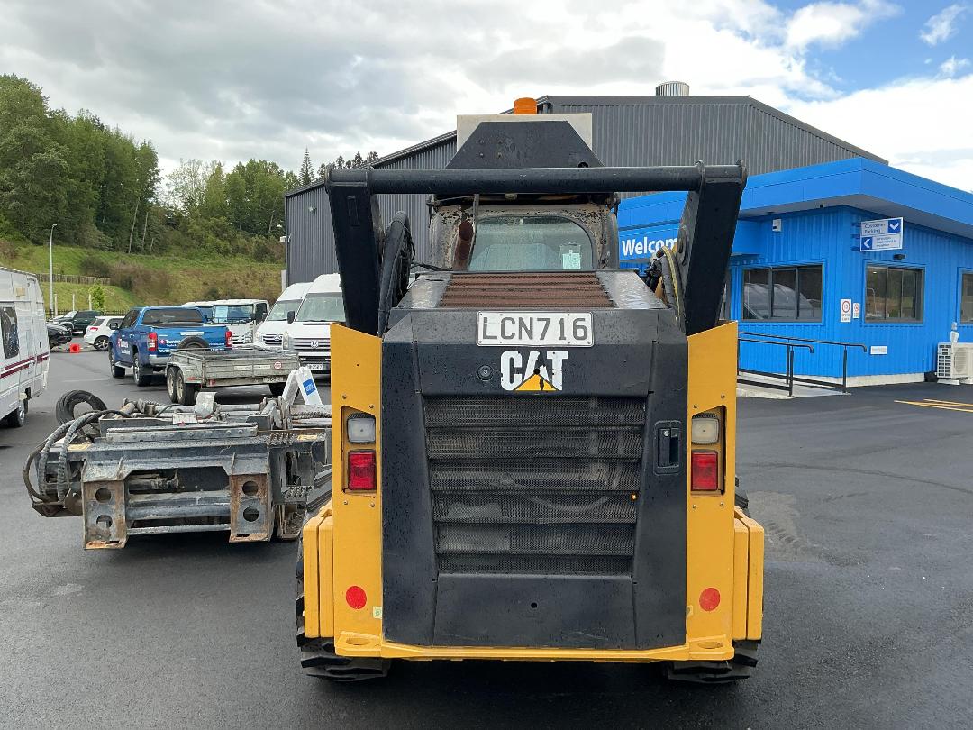 Photo '5' of Caterpillar 272DXHP Skid Steer Photo '5' of Caterpillar 272DXHP Skid Steer