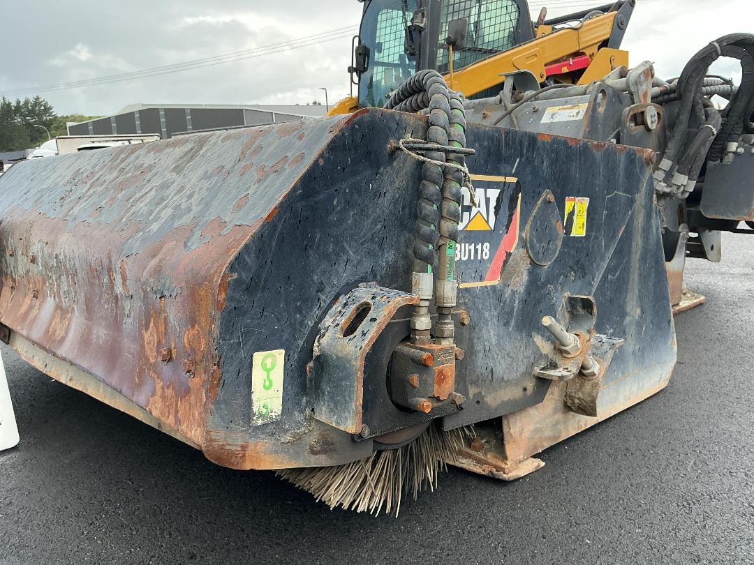 Photo '15' of Caterpillar 272DXHP Skid Steer Photo '15' of Caterpillar 272DXHP Skid Steer