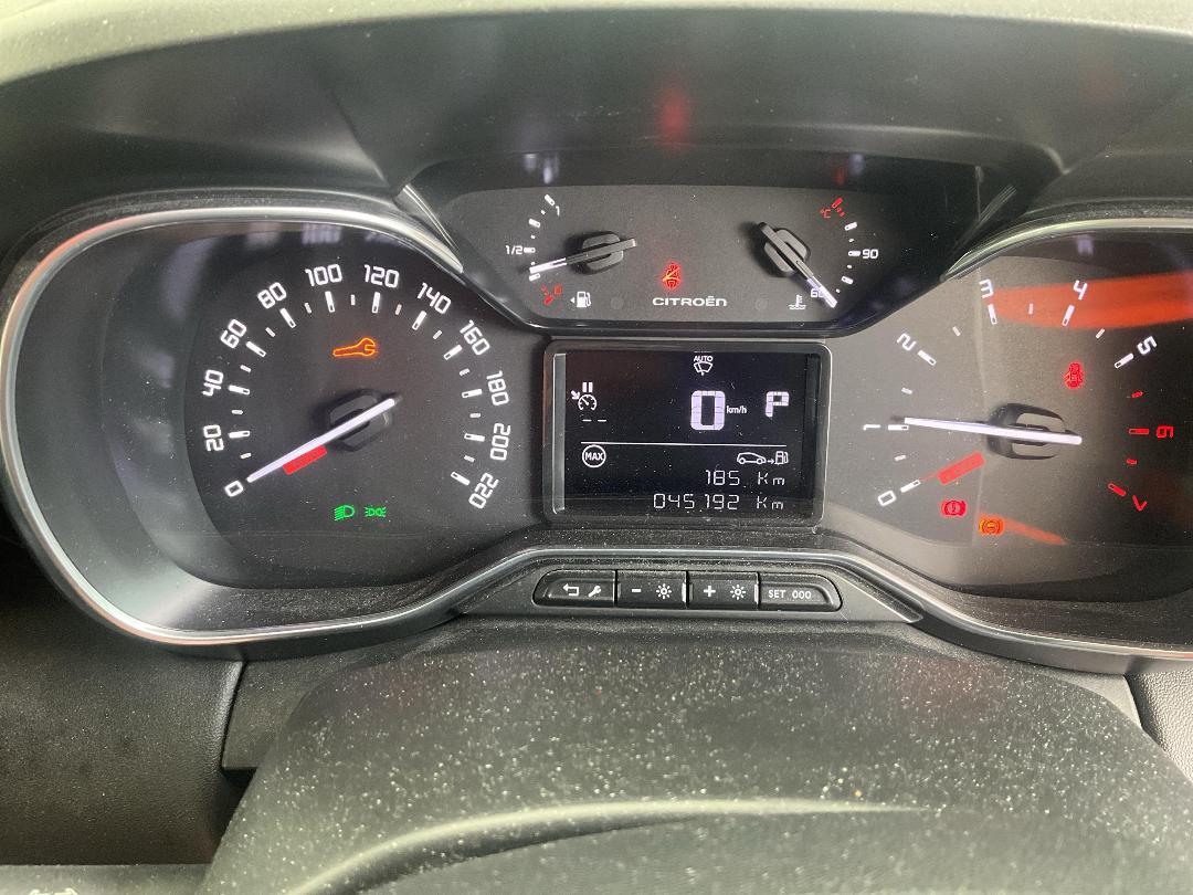 Photo '8' of Citroen C3 Aircross Shine Photo '8' of Citroen C3 Aircross Shine