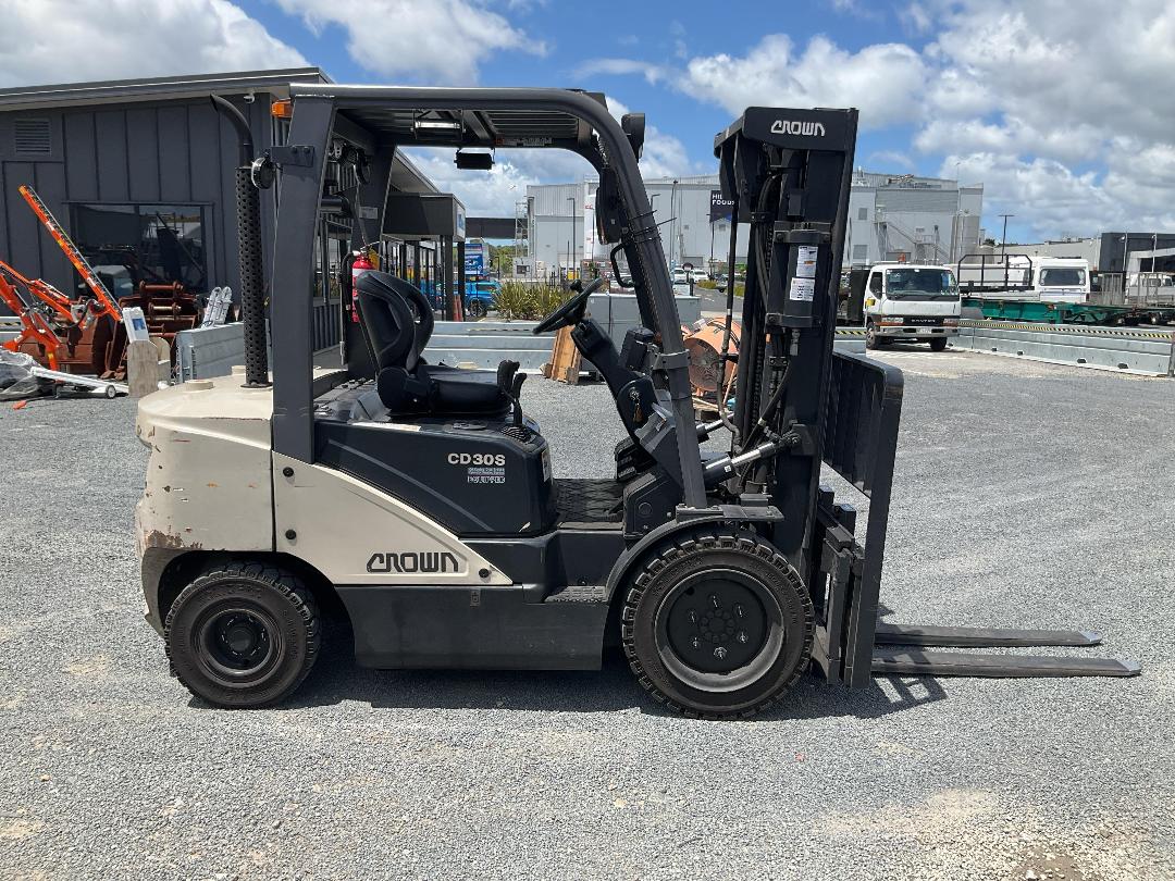 Photo '3' of Crown CD30S Forklift