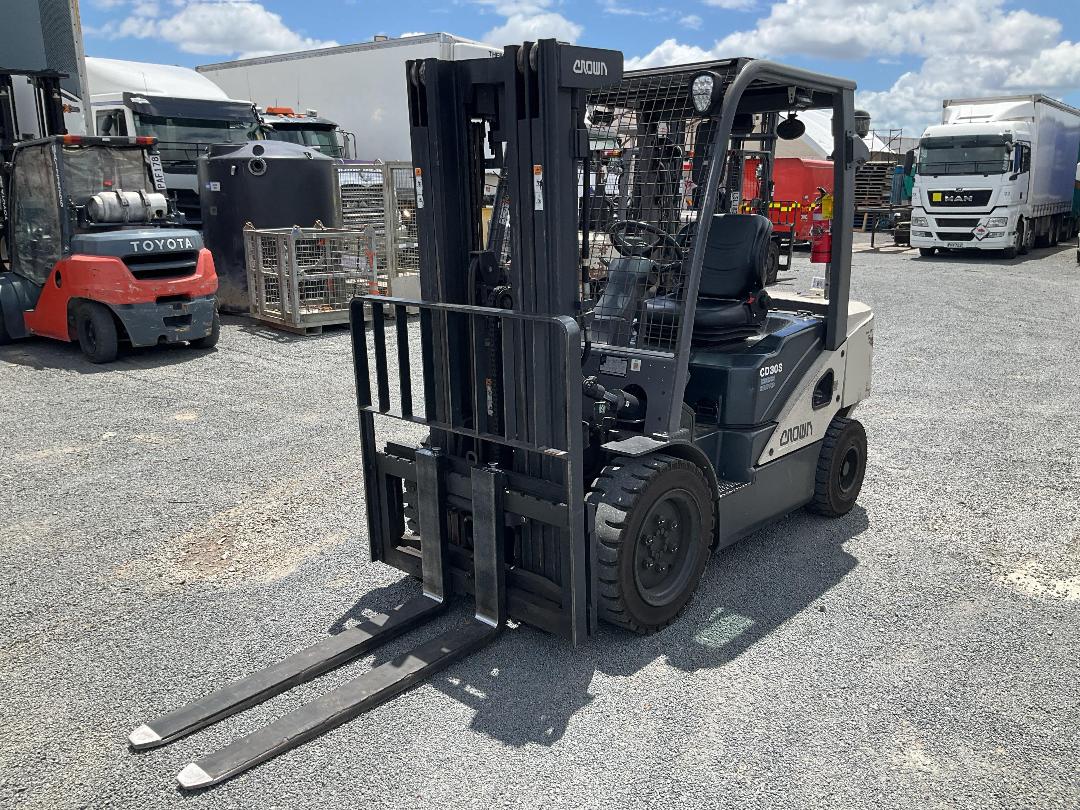 Photo '9' of Crown CD30S Forklift