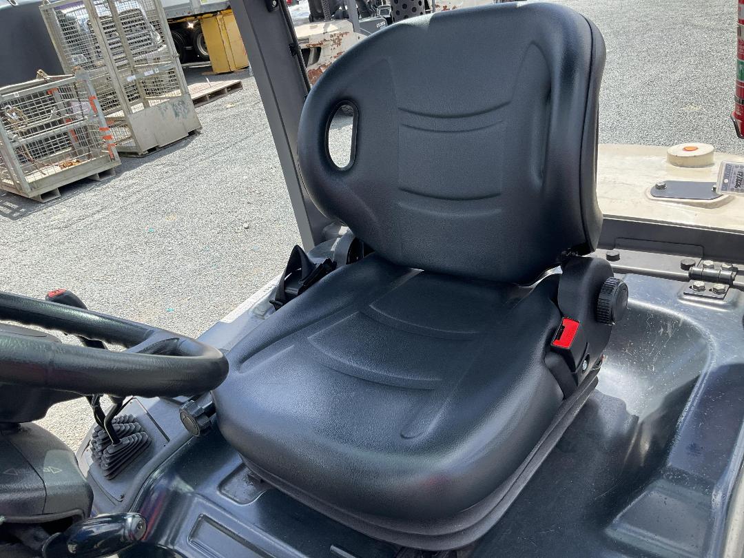 Photo '12' of Crown CD30S Forklift