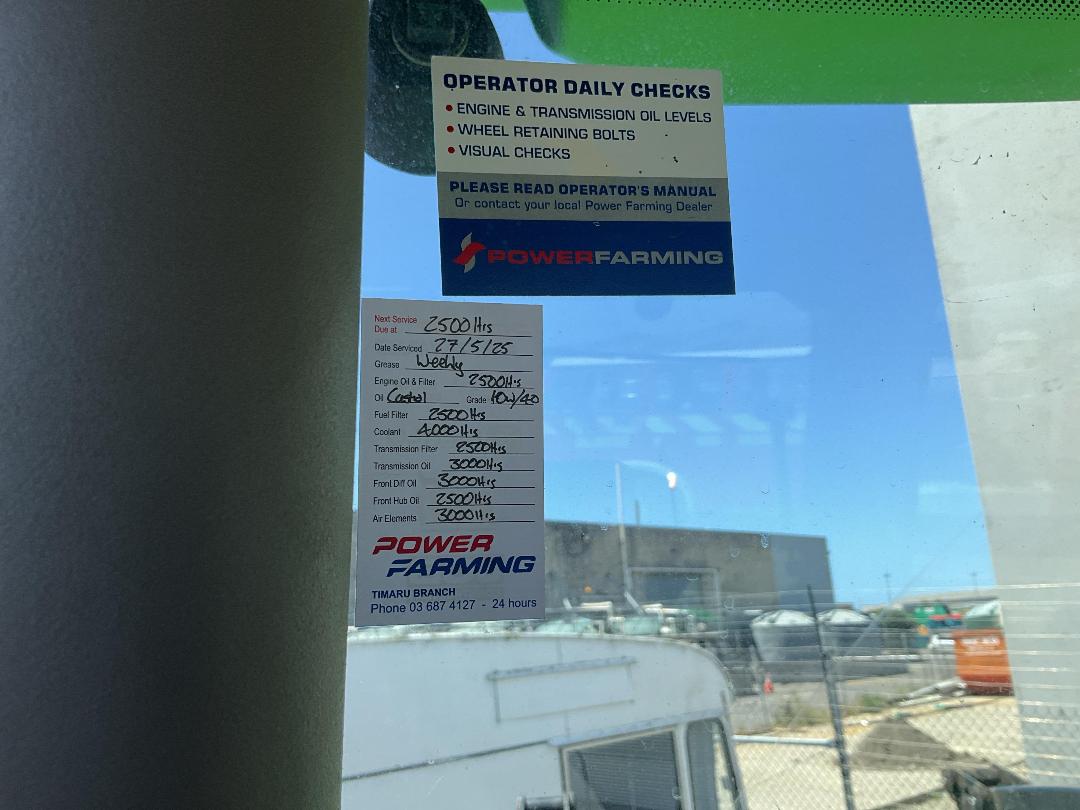 Photo '13' of Deutz 5115 Tractor Photo '13' of Deutz 5115 Tractor