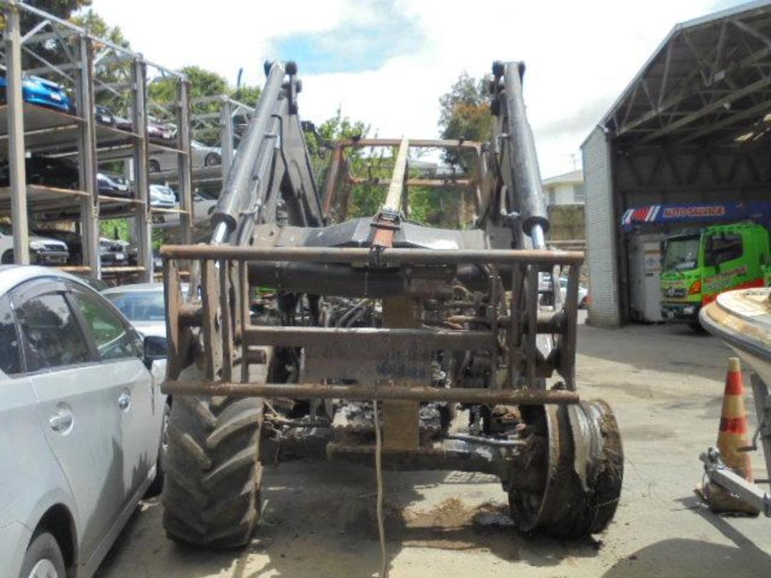 Photo '3' of Deutz Fahr 5130 Tractor Photo '3' of Deutz Fahr 5130 Tractor