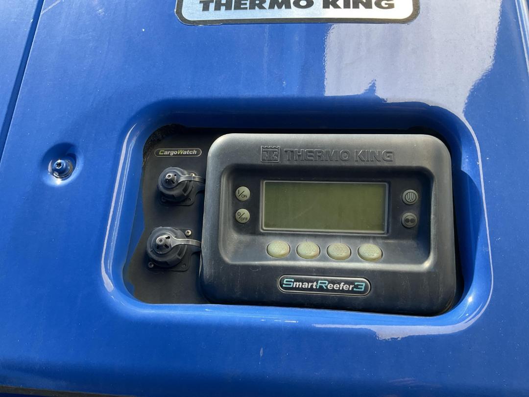 Photo '28' of DOMETT C2003 H Curtain/Chiller B-Train