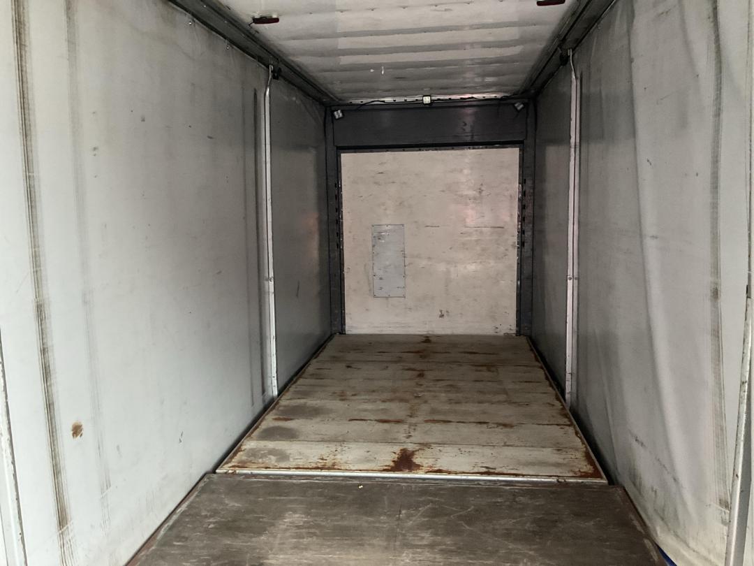 Photo '13' of DOMETT C2003 H Curtain/Chiller B-Train