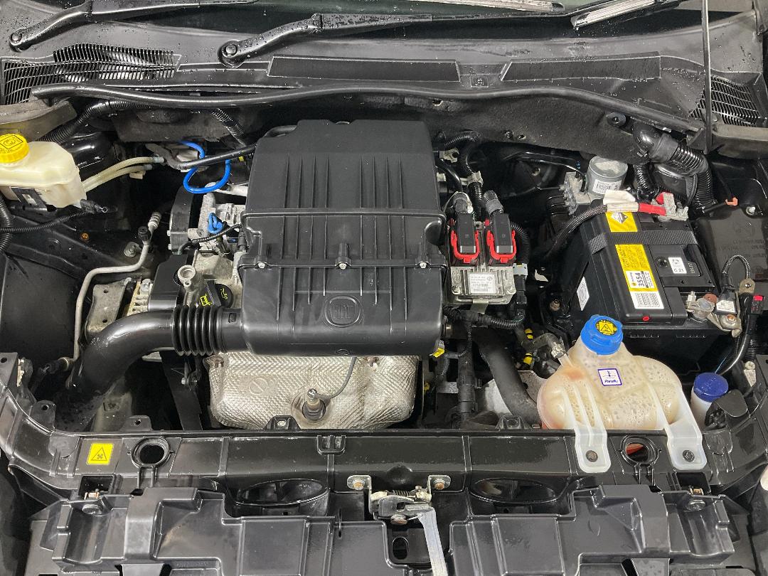 Photo '13' of Fiat Punto