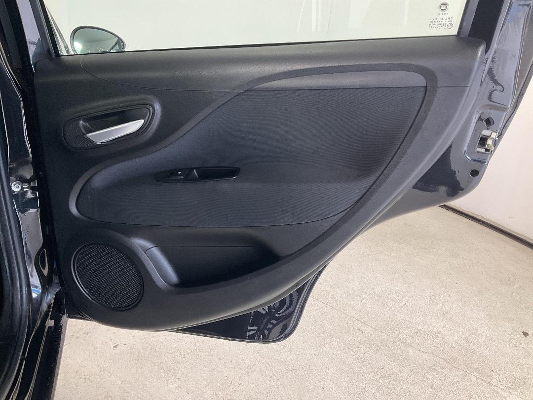 Photo '19' of Fiat Punto