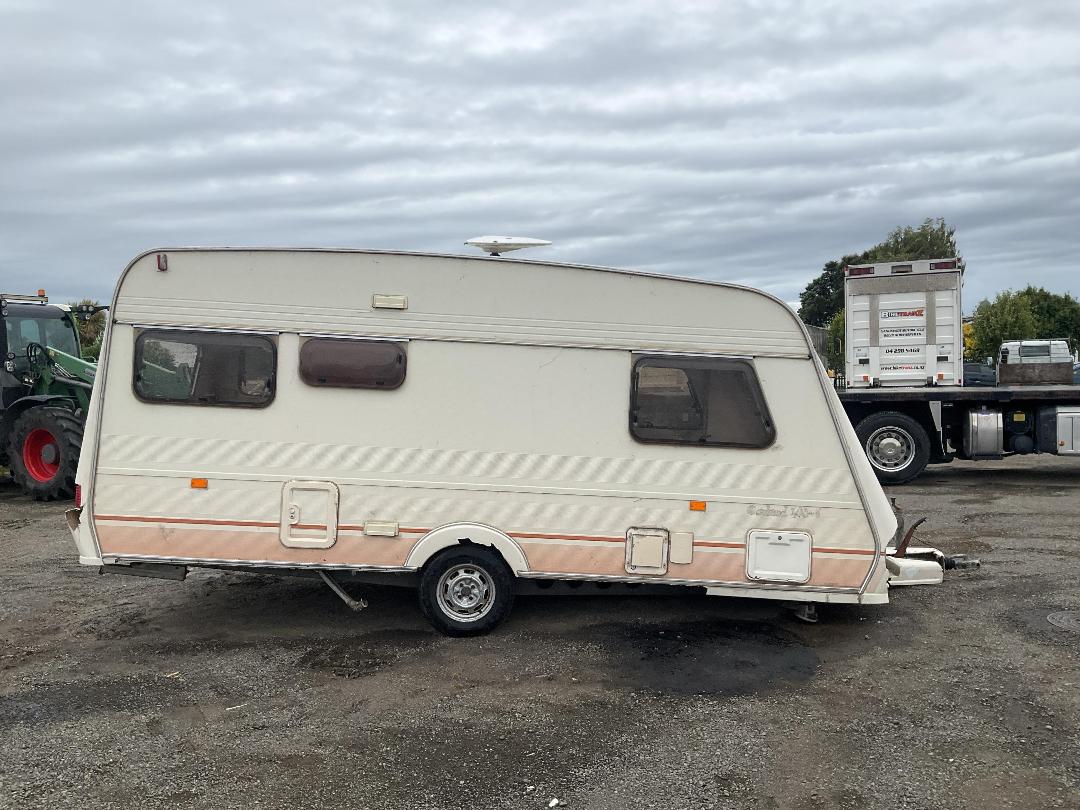 Photo '2' of Fleetwood Garland Caravan - Single