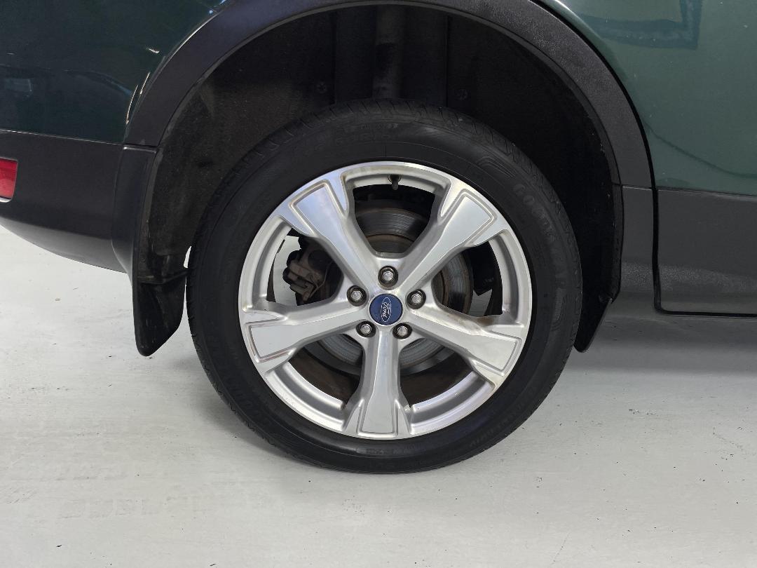 Photo '12' of Ford Escape