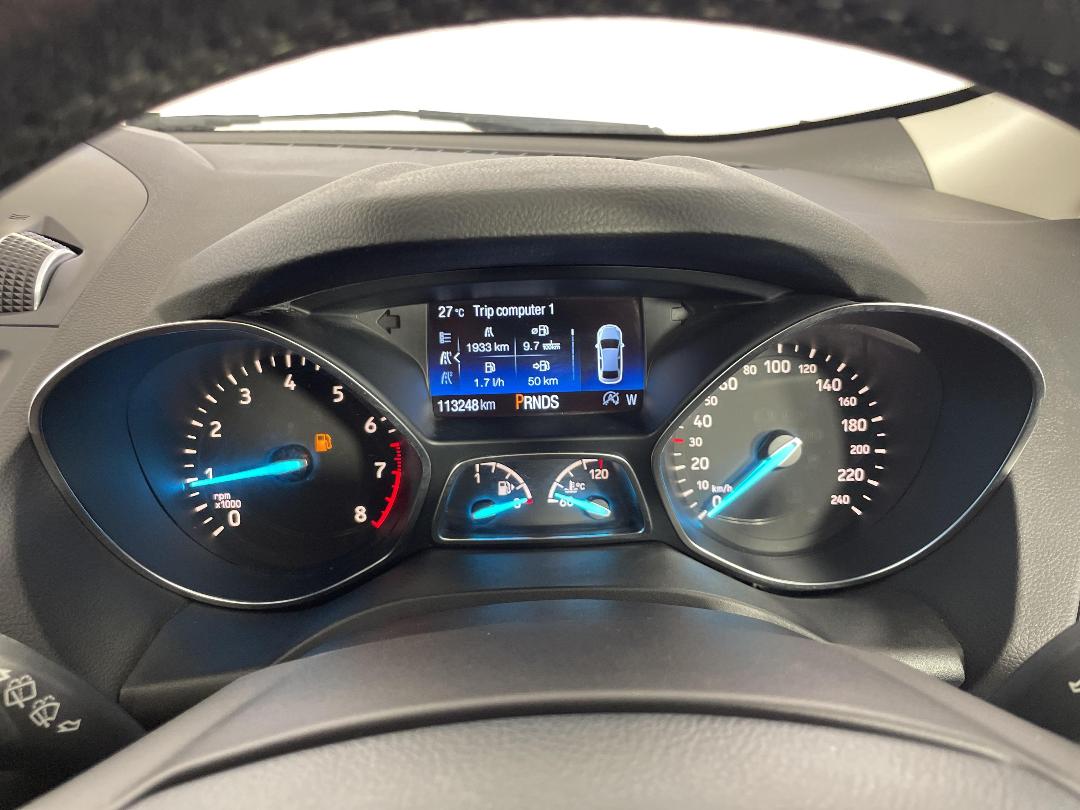 Photo '21' of Ford Escape