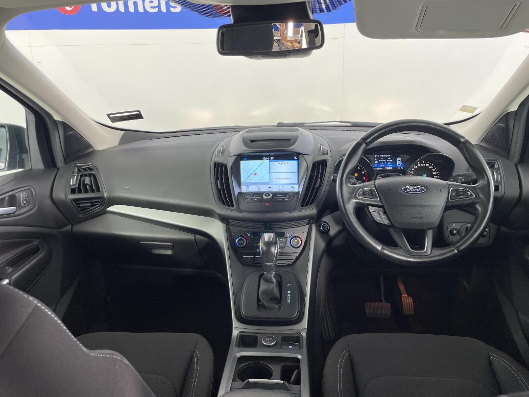 Photo '17' of Ford Escape