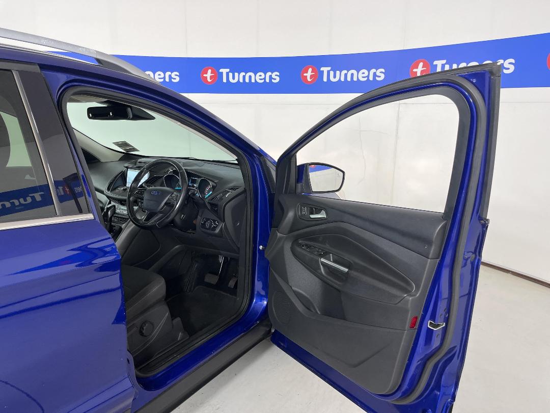 Photo '15' of Ford Escape Photo '15' of Ford Escape