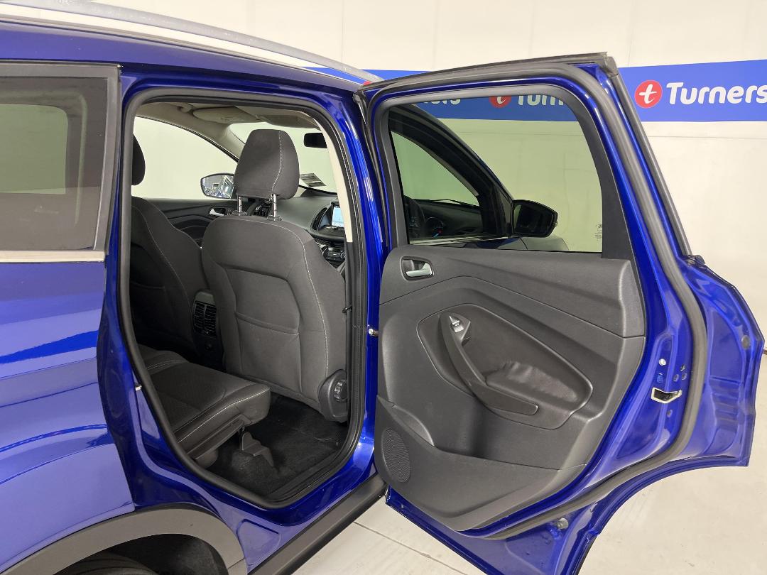 Photo '19' of Ford Escape Photo '19' of Ford Escape