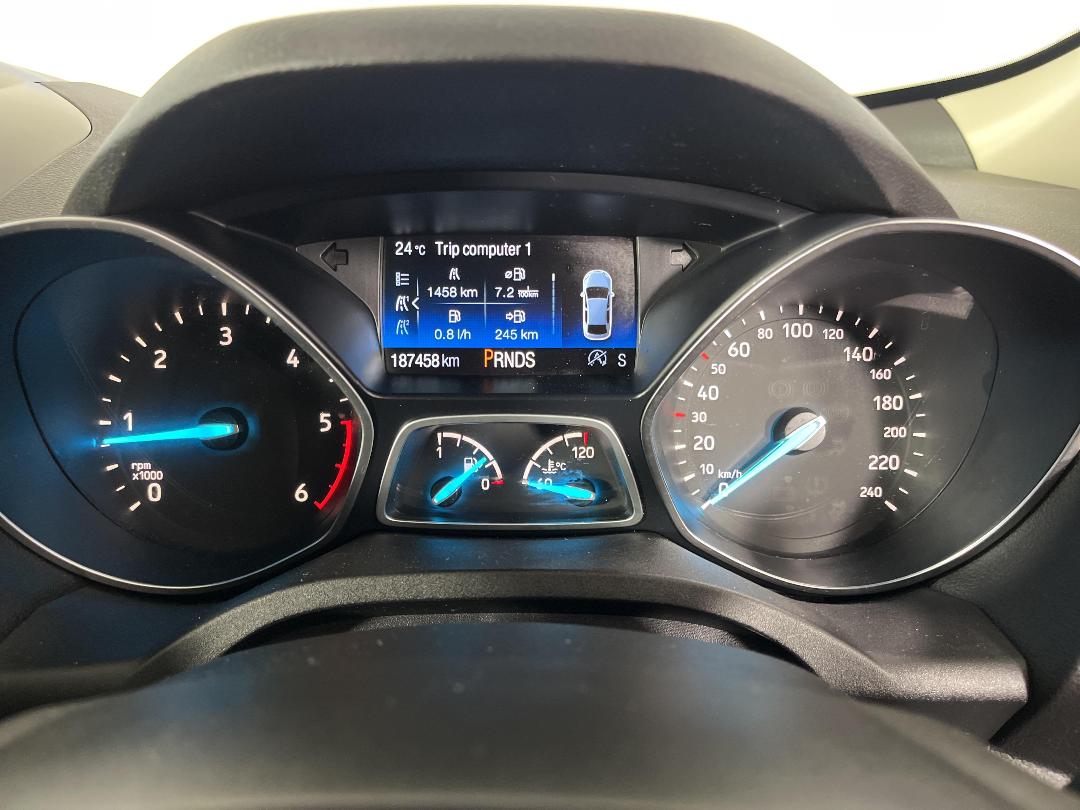 Photo '21' of Ford Escape Photo '21' of Ford Escape