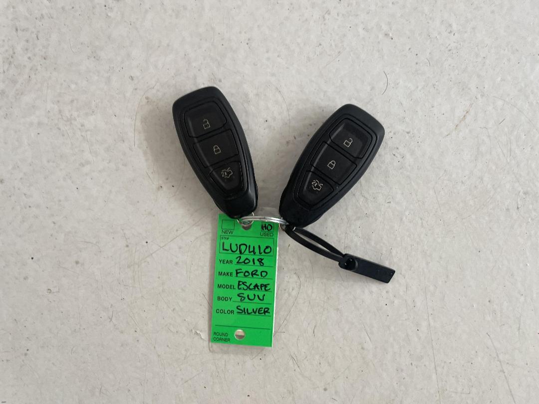 Photo '22' of Ford Escape