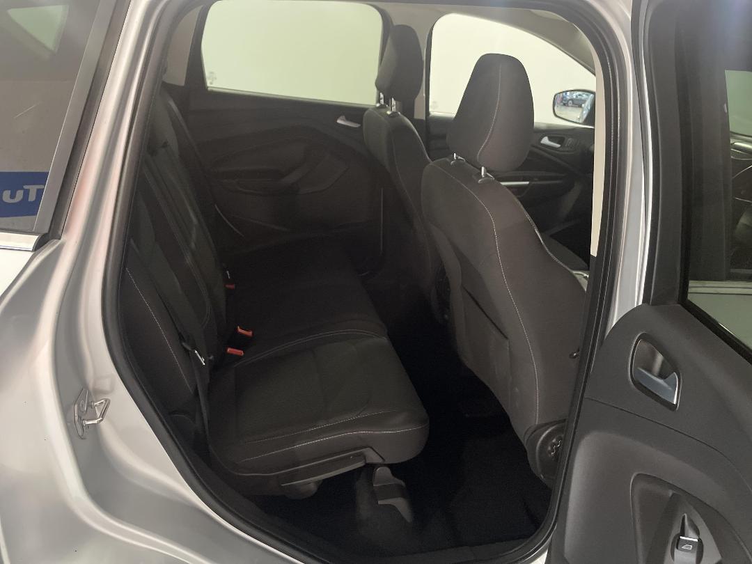 Photo '20' of Ford Escape