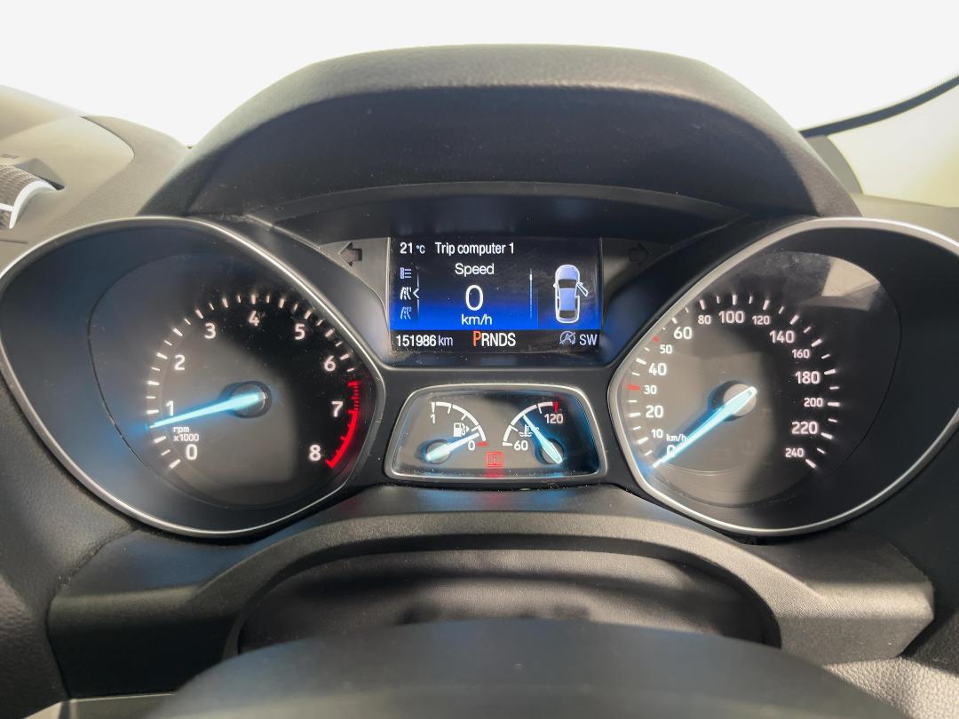 Photo '21' of Ford Escape