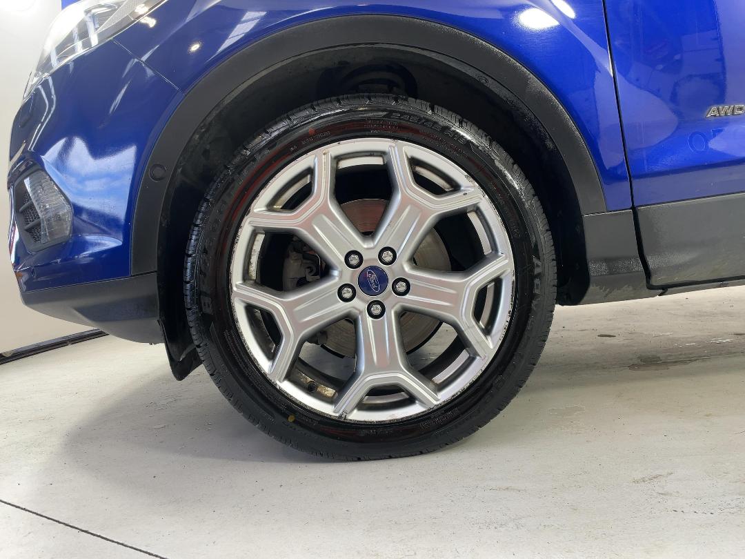 Photo '10' of Ford Escape Photo '10' of Ford Escape