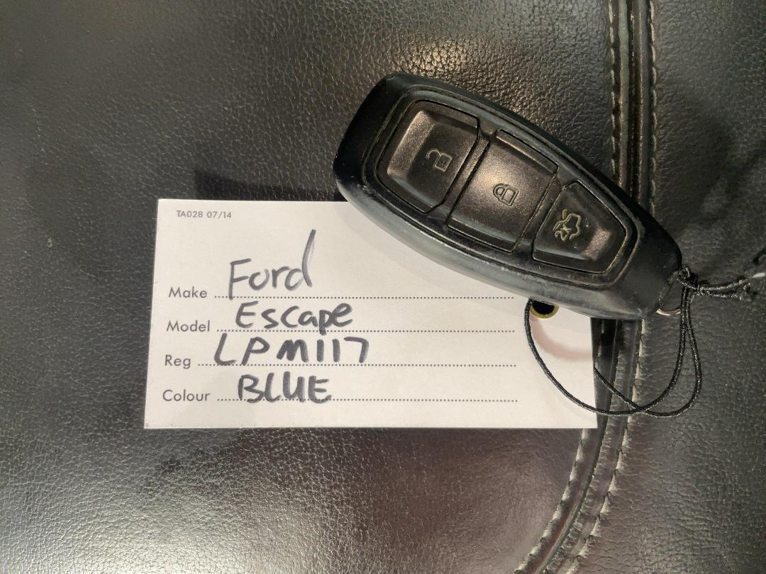 Photo '22' of Ford Escape Photo '22' of Ford Escape