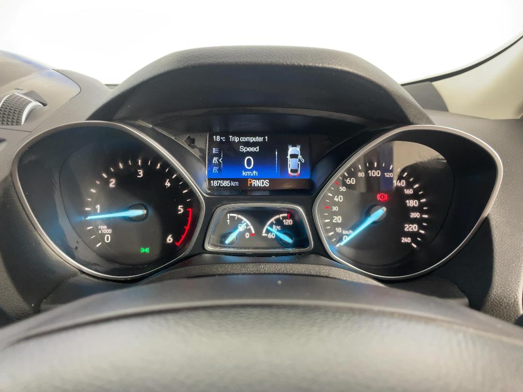 Photo '21' of Ford Escape Photo '21' of Ford Escape