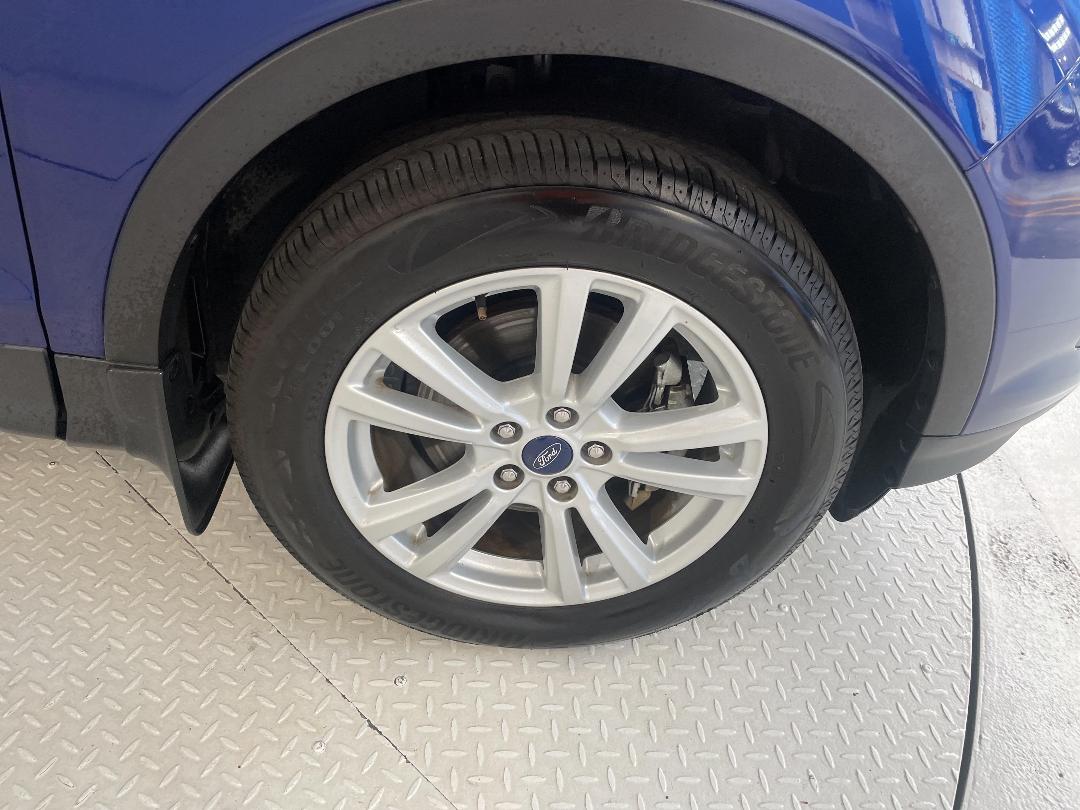 Photo '9' of Ford Escape