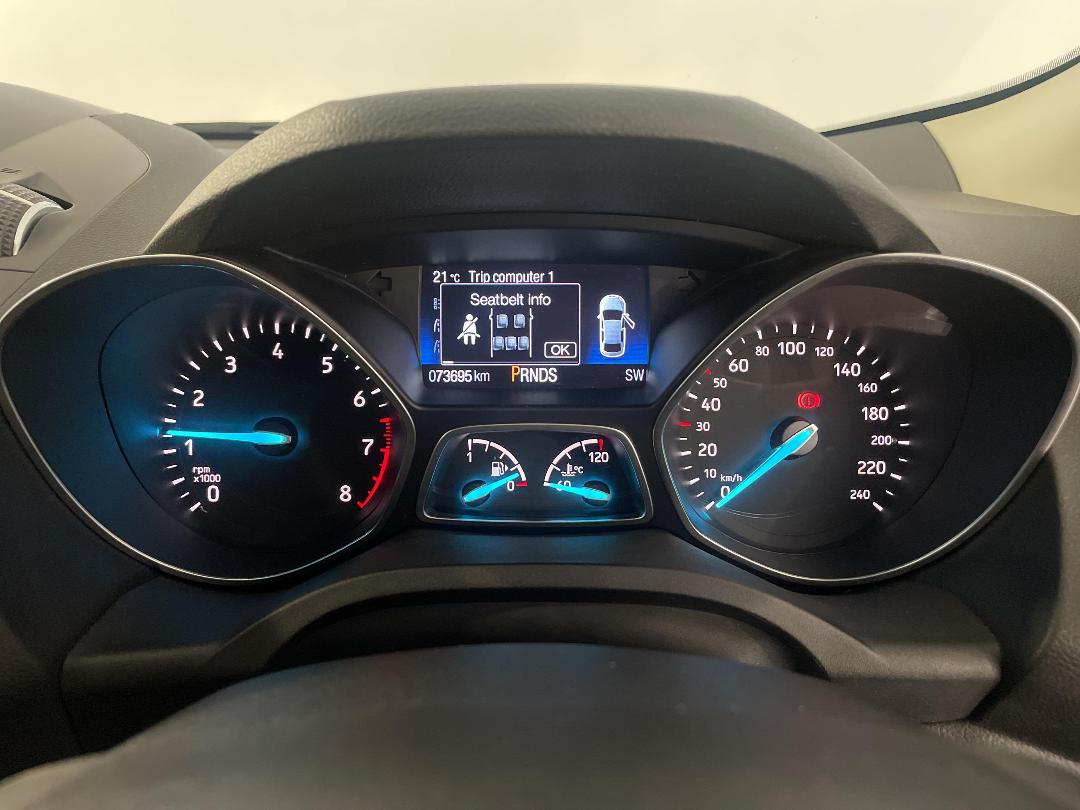 Photo '21' of Ford Escape