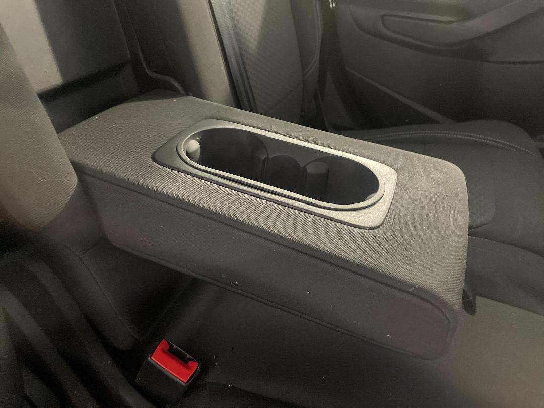 Photo '23' of Ford Escape