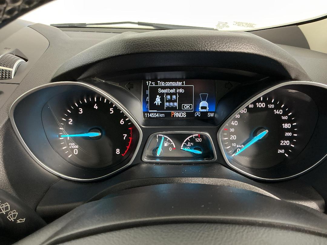 Photo '21' of Ford Escape Photo '21' of Ford Escape