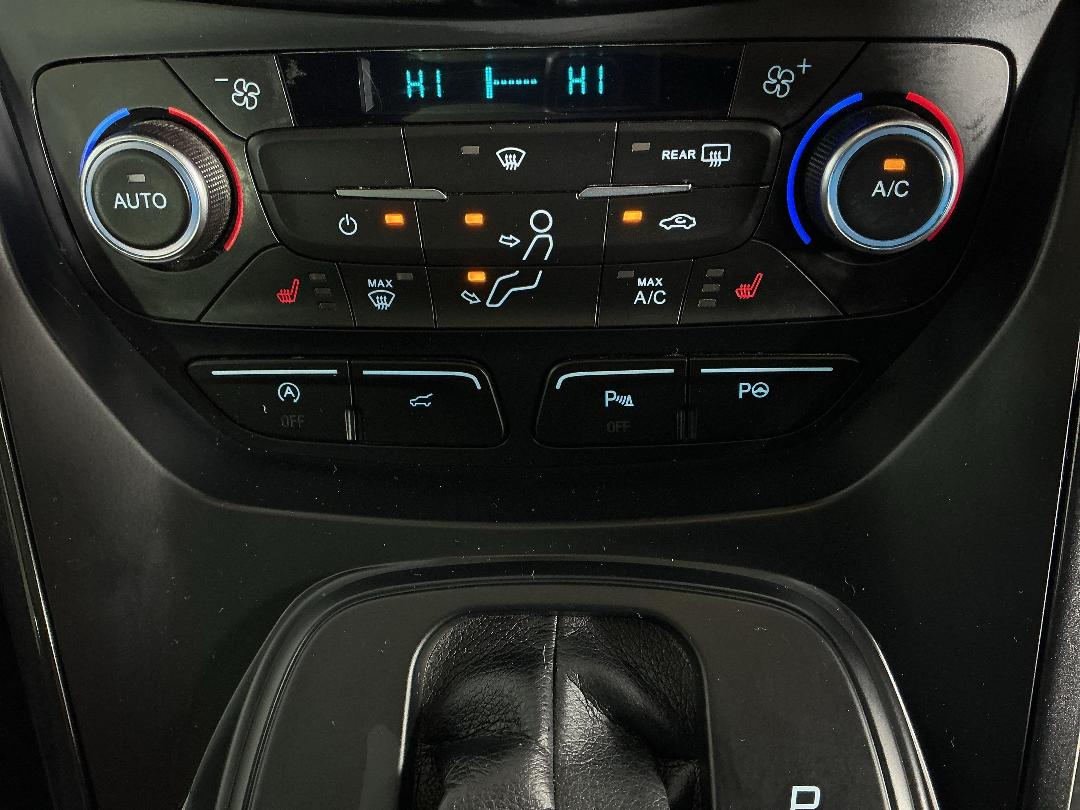 Photo '23' of Ford Escape Photo '23' of Ford Escape