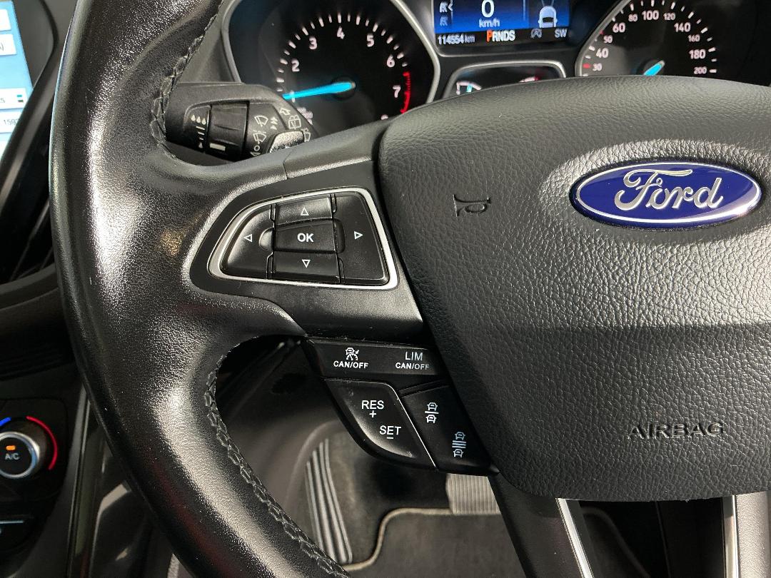 Photo '24' of Ford Escape Photo '24' of Ford Escape