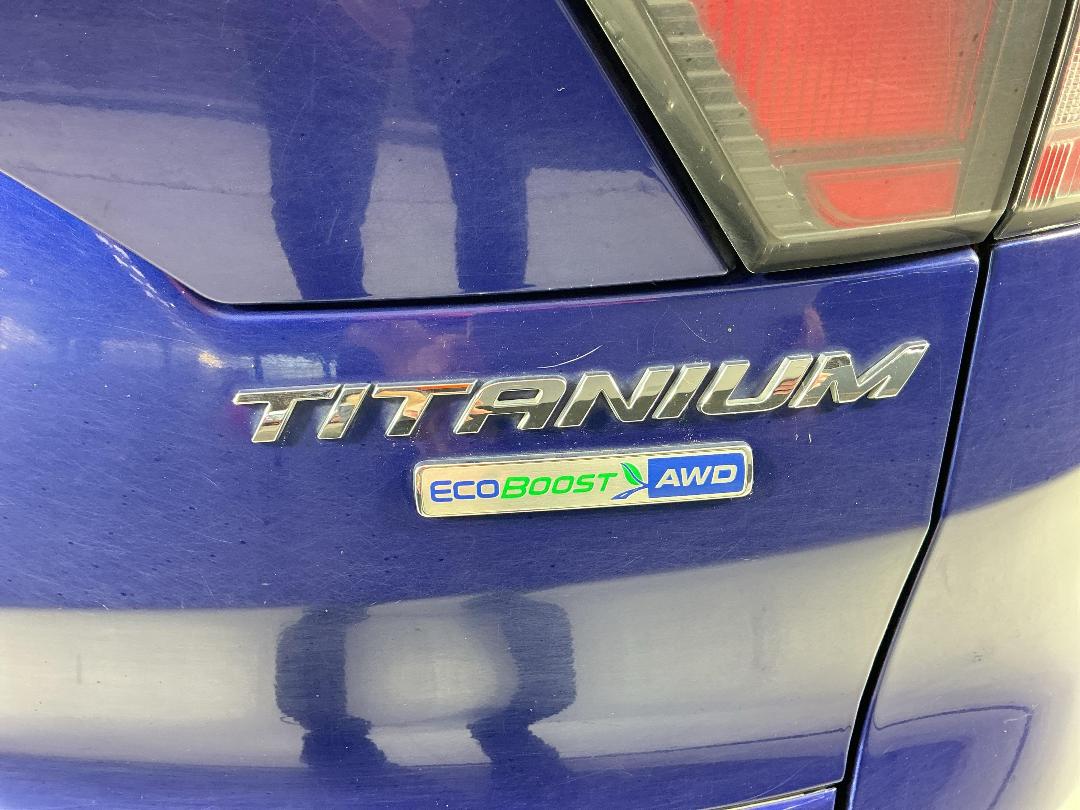 Photo '30' of Ford Escape Photo '30' of Ford Escape