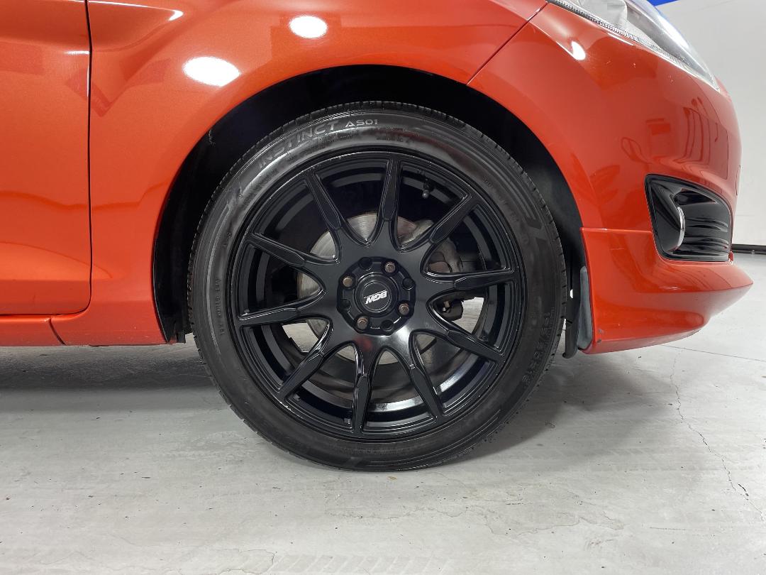 Photo '9' of Ford Fiesta