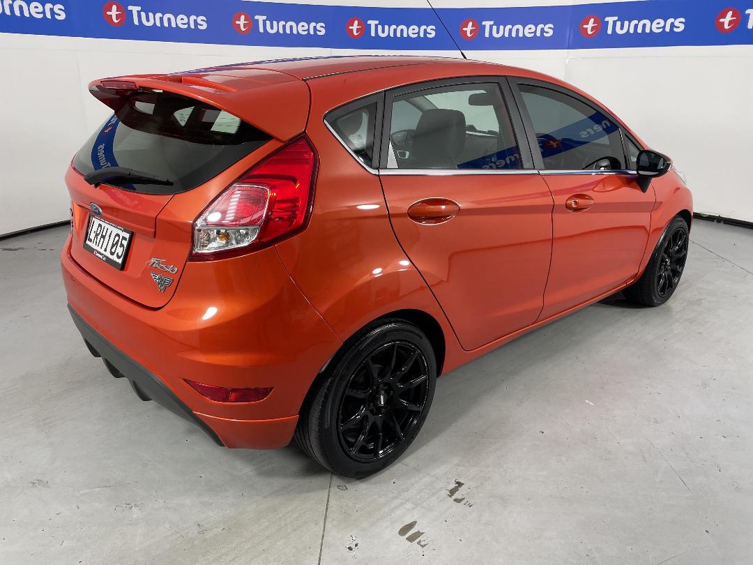 Photo '7' of Ford Fiesta