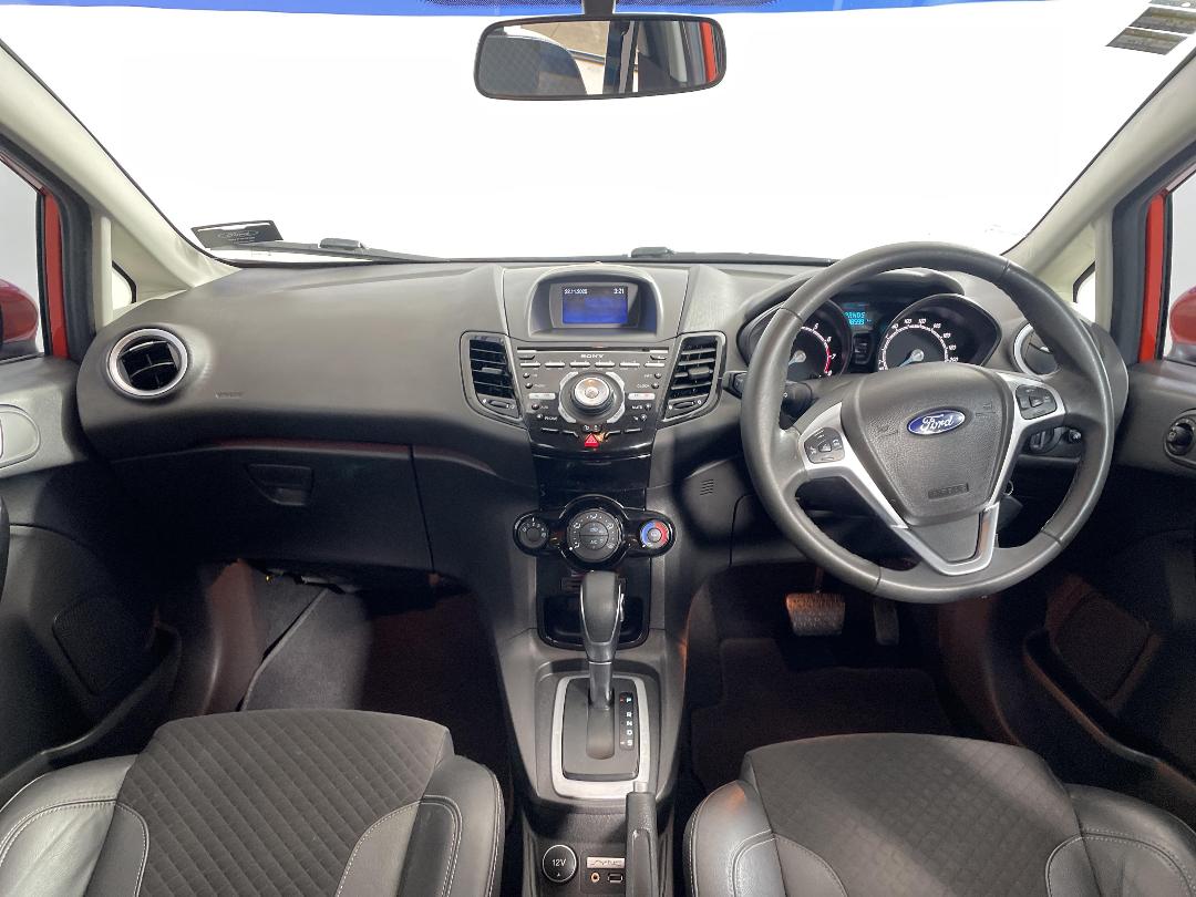 Photo '17' of Ford Fiesta