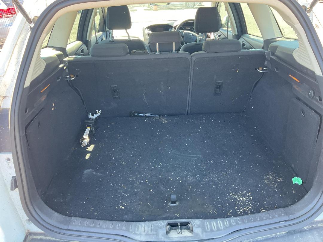 Photo '6' of Ford Focus Ambiente Wagon Photo '6' of Ford Focus Ambiente Wagon