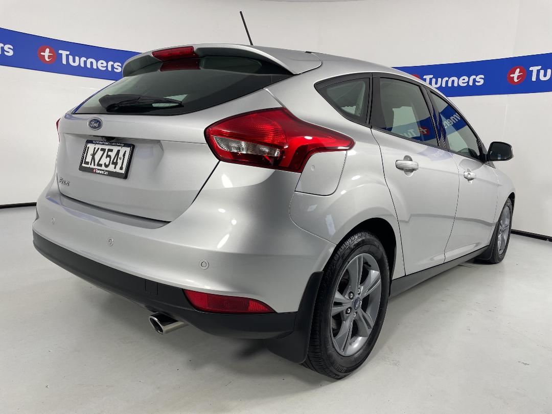 Photo '7' of Ford Focus