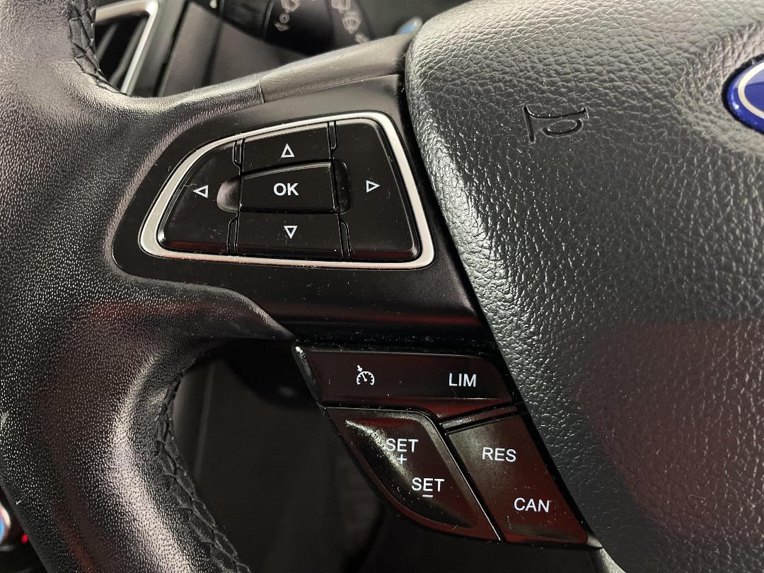 Photo '24' of Ford Focus