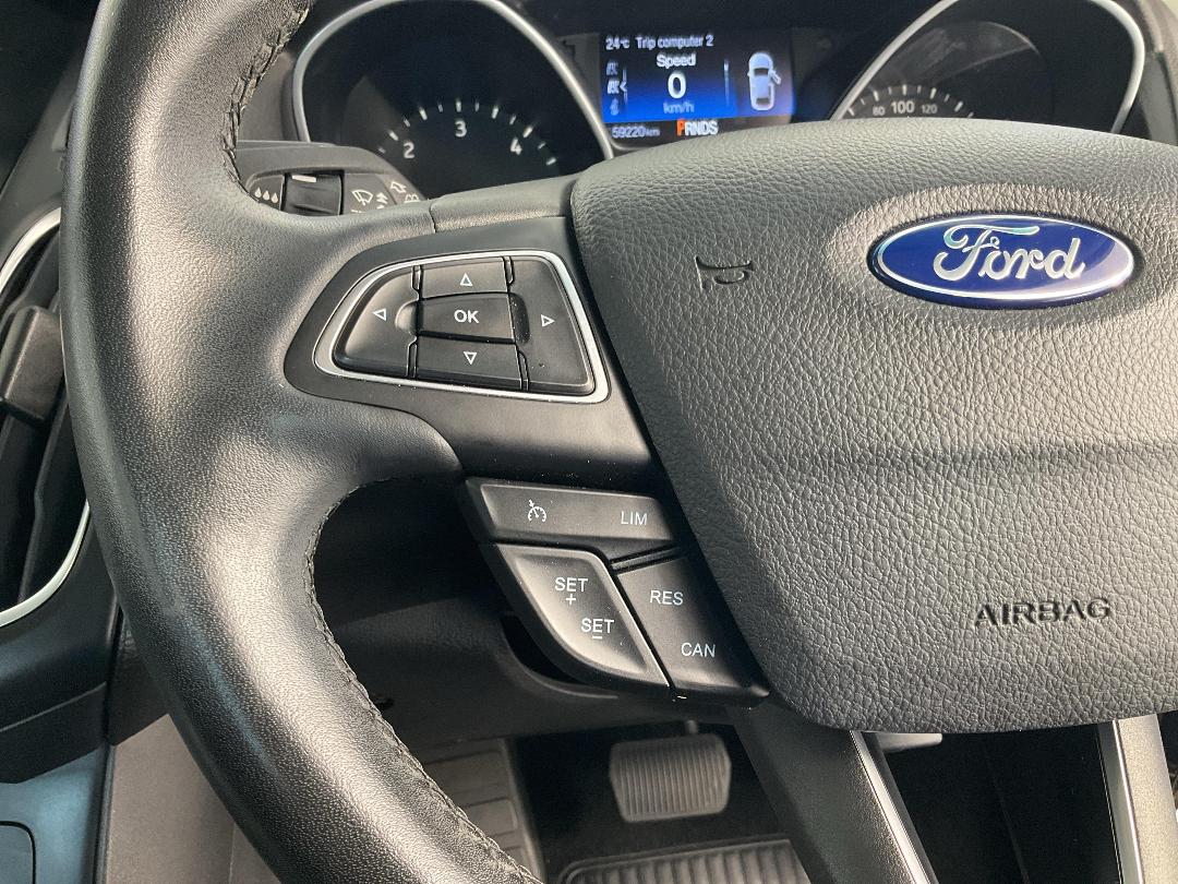 Photo '26' of Ford Focus