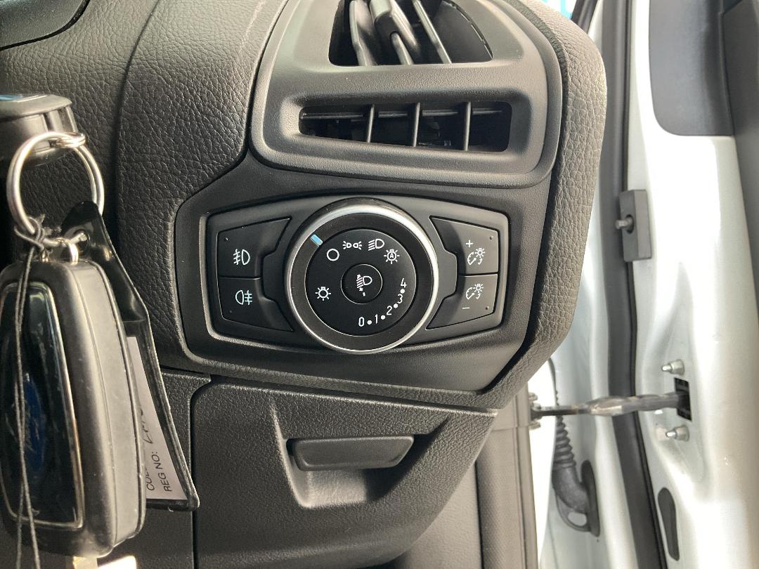 Photo '29' of Ford Focus